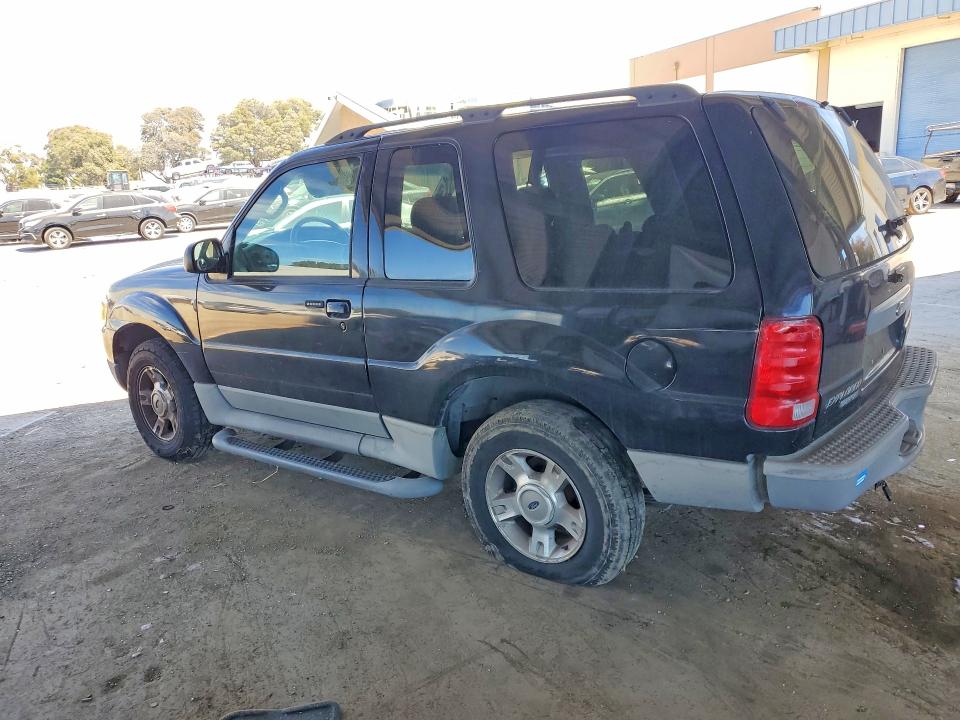 Photo 2 from auction – 2003 FORD EXPLORER with VIN 1FMYU60E63UB97786