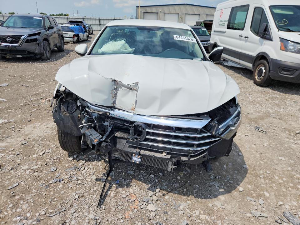 Снимка 5 от търг – 2021 VOLKSWAGEN JETTA с VIN 3VWC57BU6MM030272