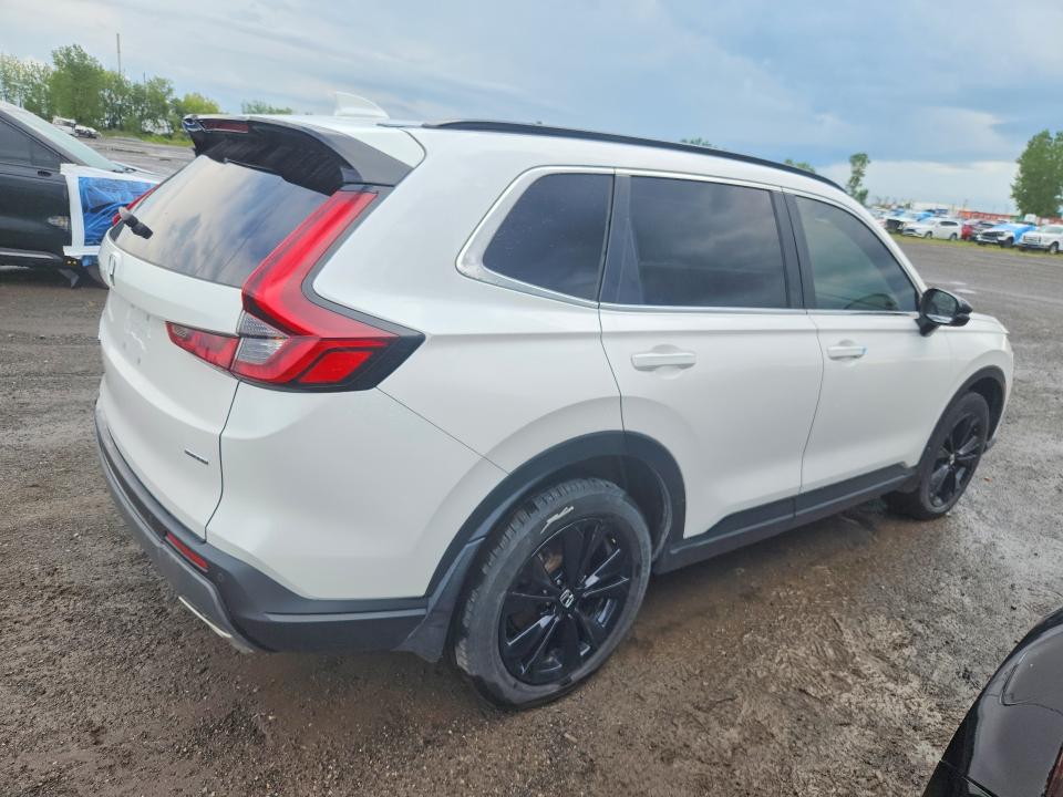 Photo 3 from auction – 2023 HONDA CR-V with VIN 2HKRS6H94PH205034