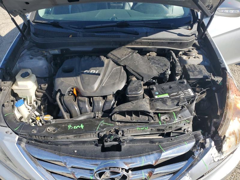 Photo 11 from auction – 2011 HYUNDAI SONATA with VIN 5NPEC4AC8BH137951