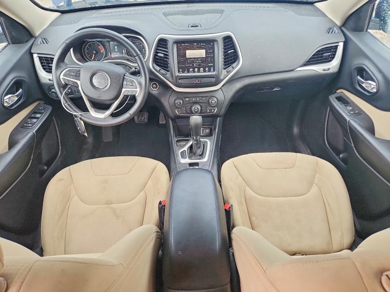 Photo 8 from auction – 2016 JEEP CHEROKEE with VIN 1C4PJLCSXGW143880