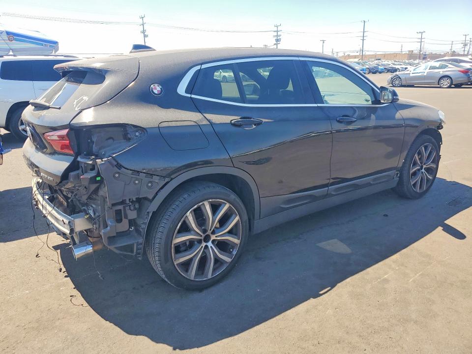 Photo 3 from auction – 2020 BMW X2 with VIN WBXYH9C01L5N93258