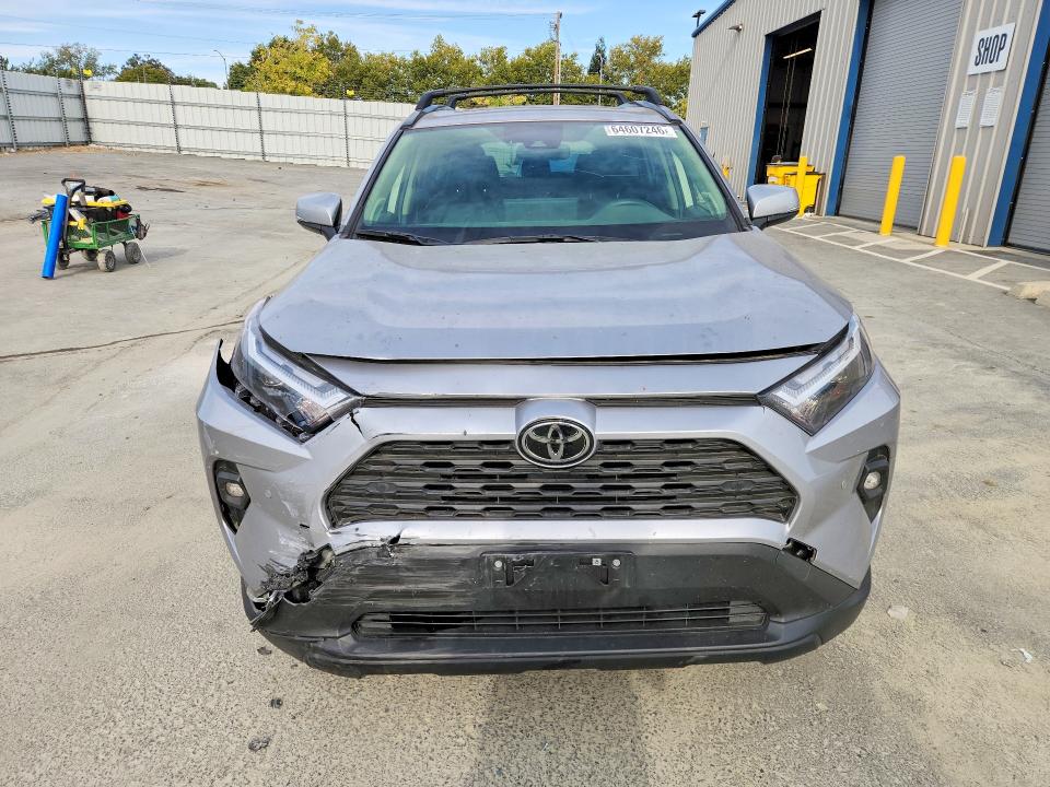 Photo 5 from auction – 2025 TOYOTA RAV4 with VIN JTMB6RFV0SD156341