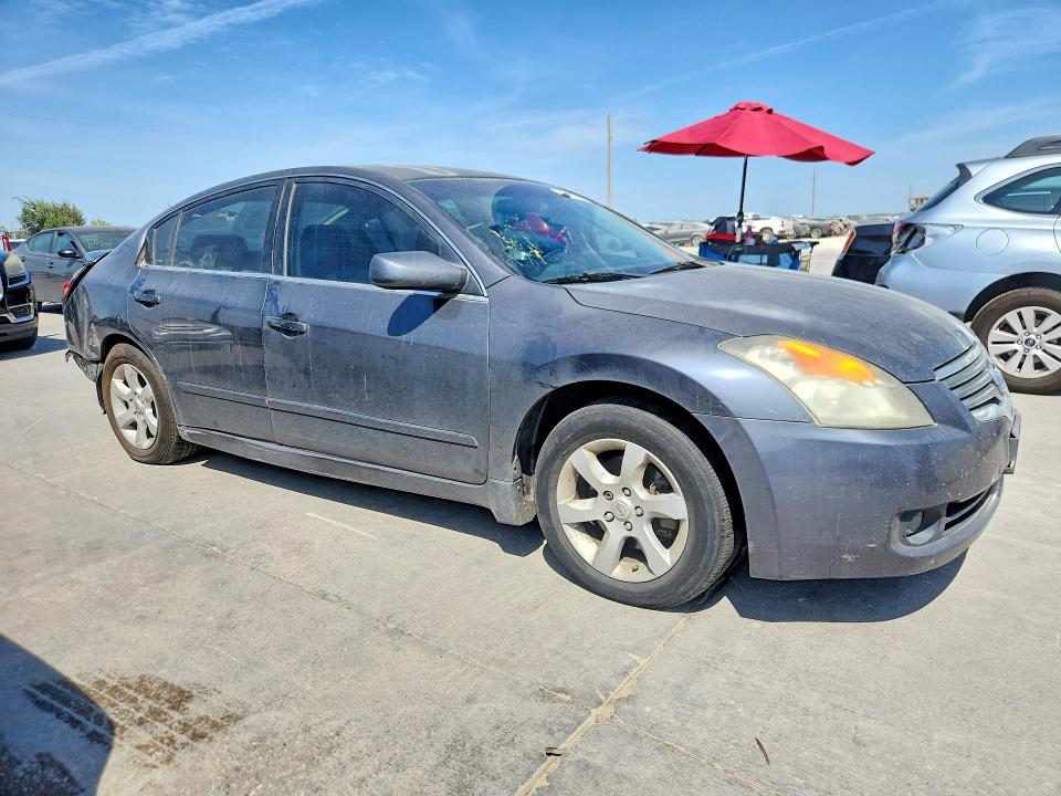 Photo 4 from auction – 2008 NISSAN ALTIMA with VIN 1N4AL21E08N470700