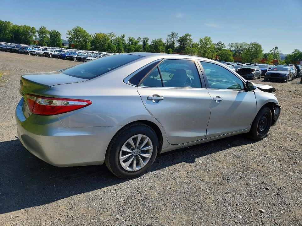 Photo 3 from auction – 2016 TOYOTA CAMRY with VIN 4T1BF1FK2GU154312
