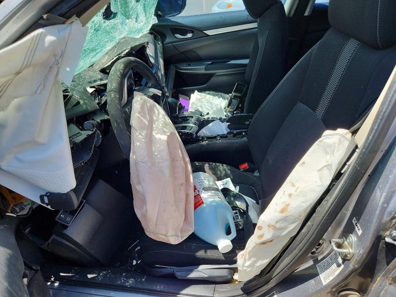 Photo 7 from auction – 2018 HONDA CIVIC with VIN 19XFC2F53JE017898