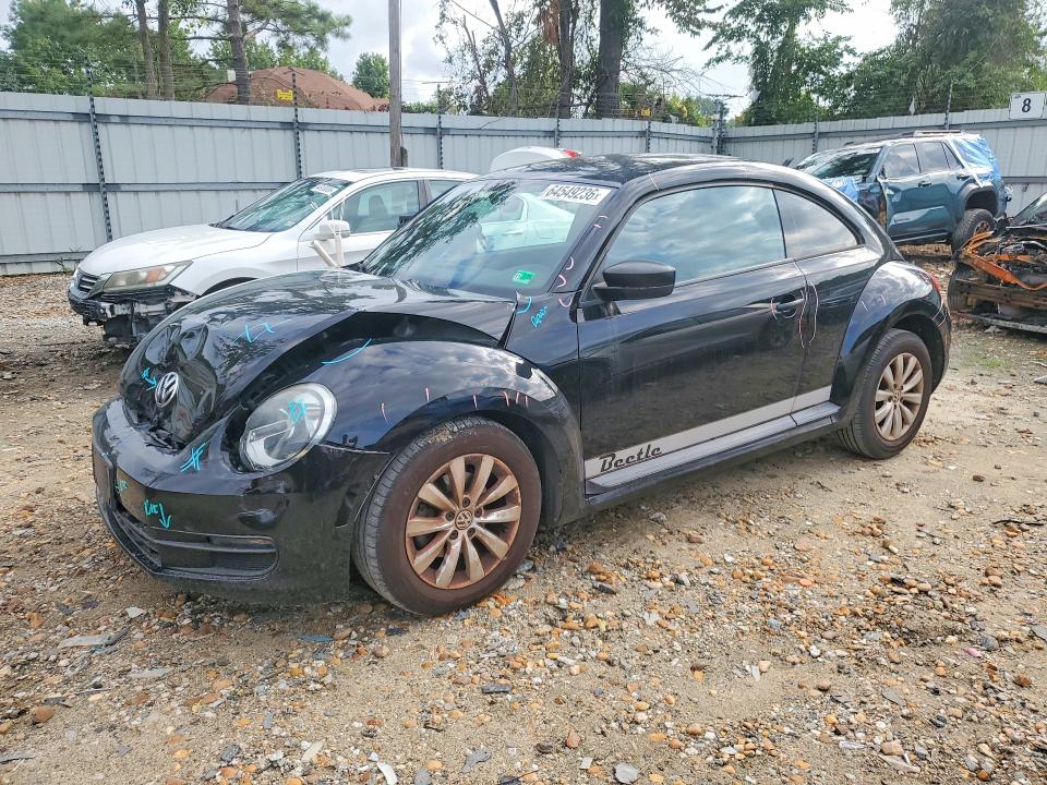 VOLKSWAGEN BEETLE 2015 with VIN 3VWF17AT7FM631842 - Photo from auction
