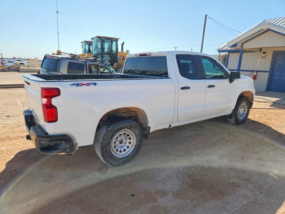 Photo 3 from auction – 2023 CHEVROLET SILVERADO with VIN 1GCRDAED4PZ117728