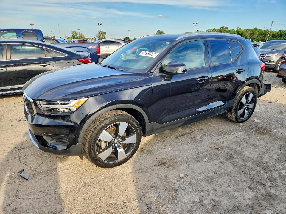 VOLVO XC40 2020 z numerem VIN YV4162UK3L2325810 - Zdjęcie z aukcji