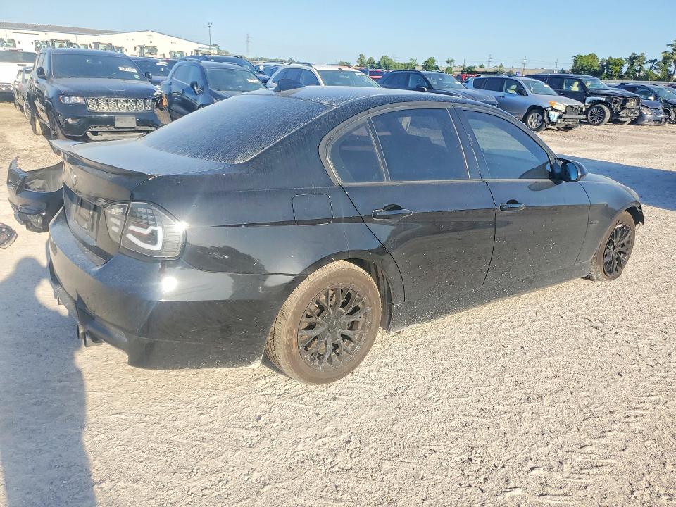 Photo 3 from auction – 2008 BMW 328 with VIN WBAVC53538F008374