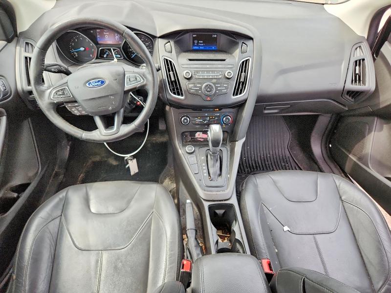 Photo 8 from auction – 2015 FORD FOCUS with VIN 1FADP3K26FL386885