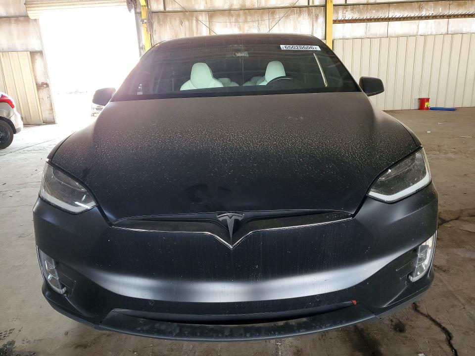 Photo 5 from auction – 2017 TESLA MODEL X with VIN 5YJXCBE2XHF070503