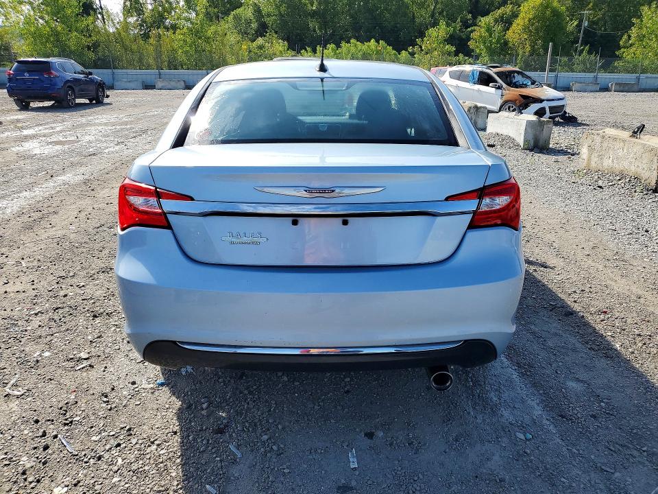 Photo 6 from auction – 2013 CHRYSLER 200 with VIN 1C3CCBBB5DN768407