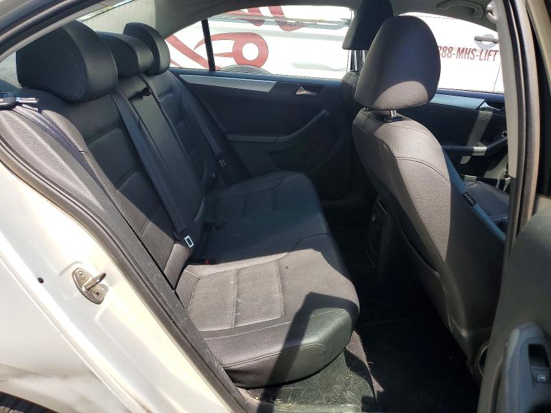 Photo 10 from auction – 2011 VOLKSWAGEN JETTA with VIN 3VWLL7AJ6BM091034