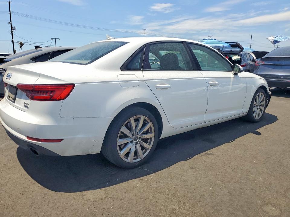 Photo 3 from auction – 2017 AUDI A4 with VIN WAUANAF43HN036962