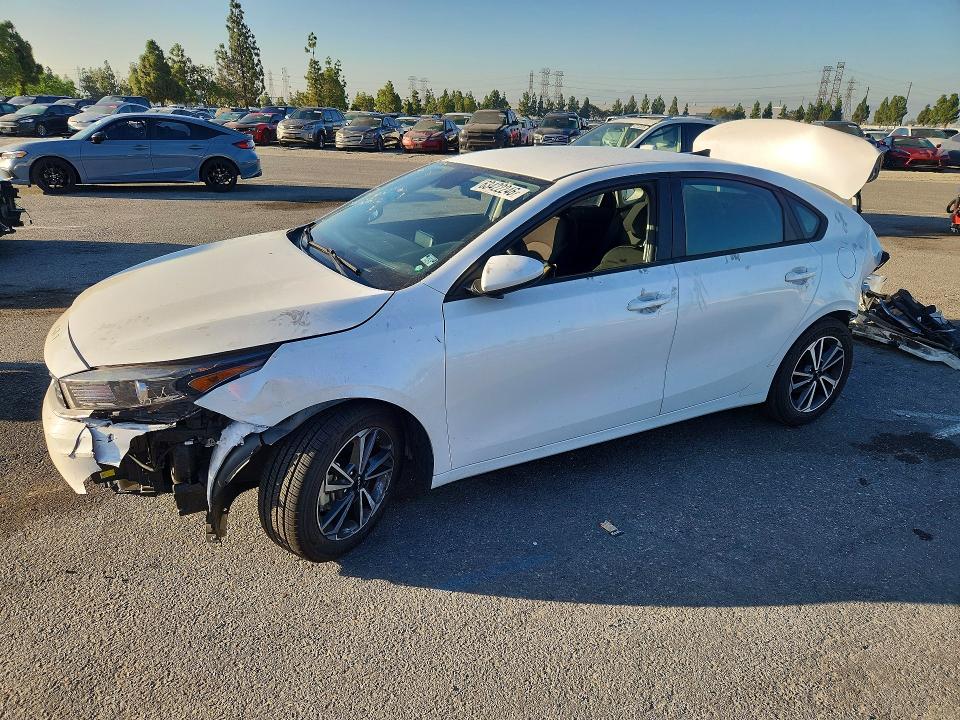 KIA FORTE 2022 with VIN 3KPF24AD9NE503960 - Photo from auction