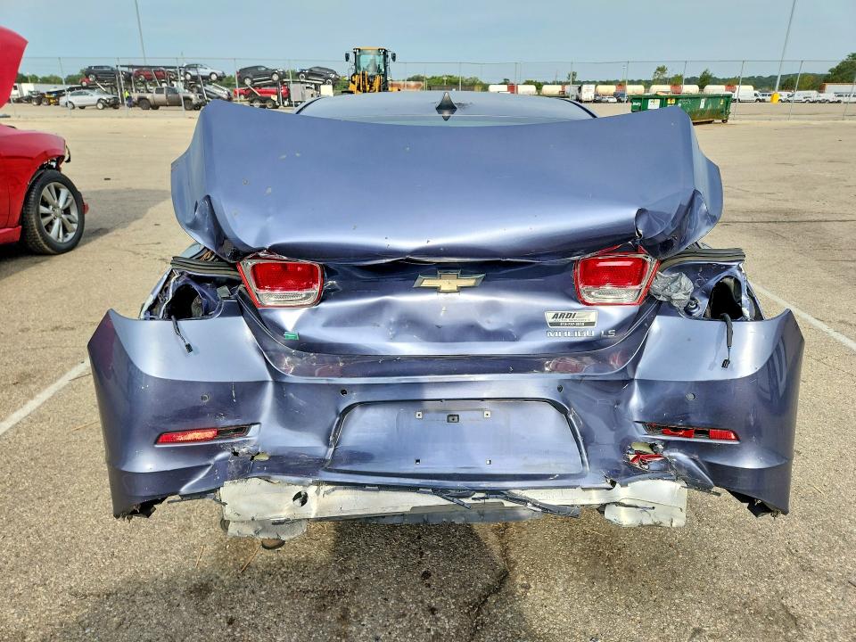 Photo 6 from auction – 2014 CHEVROLET MALIBU with VIN 1G11B5SL5EF281020