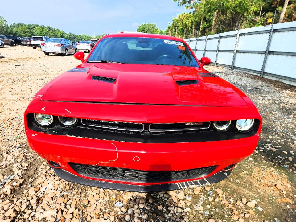Photo 5 from auction – 2018 DODGE CHALLENGER with VIN 2C3CDZAG0JH231841
