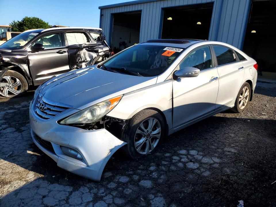 HYUNDAI SONATA 2013 with VIN 5NPEC4AC8DH683376 - Photo from auction