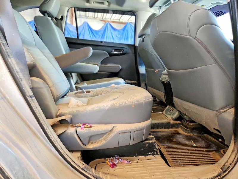 Photo 11 from auction – 2021 TOYOTA HIGHLANDER with VIN 5TDGZRBH8MS543157