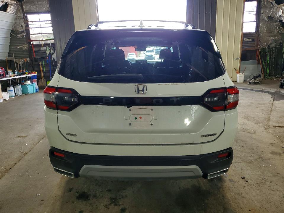 Photo 6 from auction – 2023 HONDA PILOT with VIN 5FNYG1H72PB017979