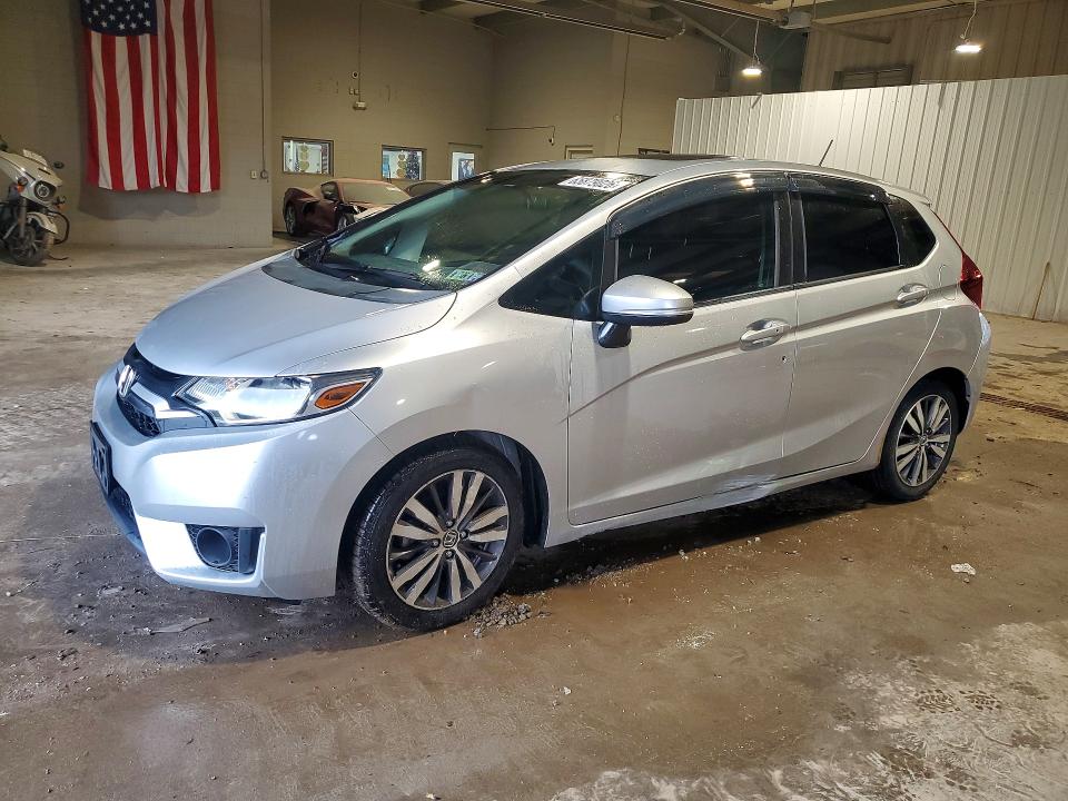 HONDA FIT 2015 with VIN 3HGGK5H86FM701911 - Photo from auction