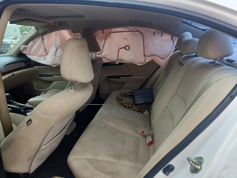 Photo 10 from auction – 2016 HONDA ACCORD with VIN 1HGCR2F75GA240458