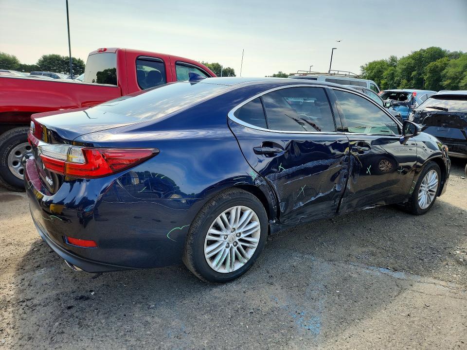 Photo 3 from auction – 2016 LEXUS ES with VIN 58ABK1GG9GU005037