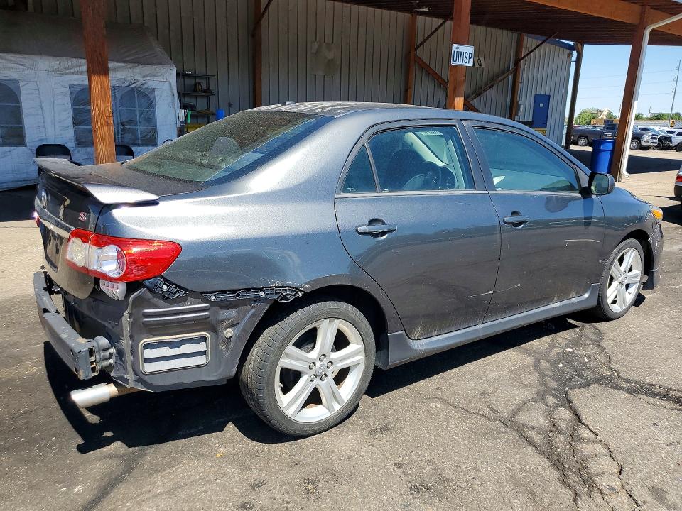 Photo 3 from auction – 2013 TOYOTA COROLLA with VIN 2T1BU4EE3DC109010