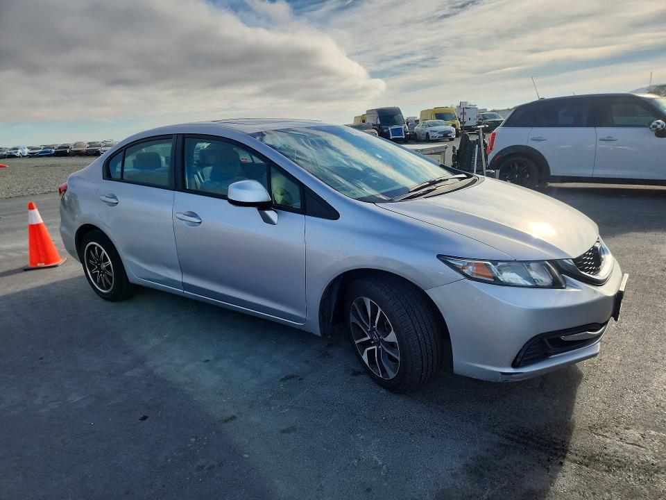 Photo 4 from auction – 2013 HONDA CIVIC with VIN 19XFB2F86DE211858