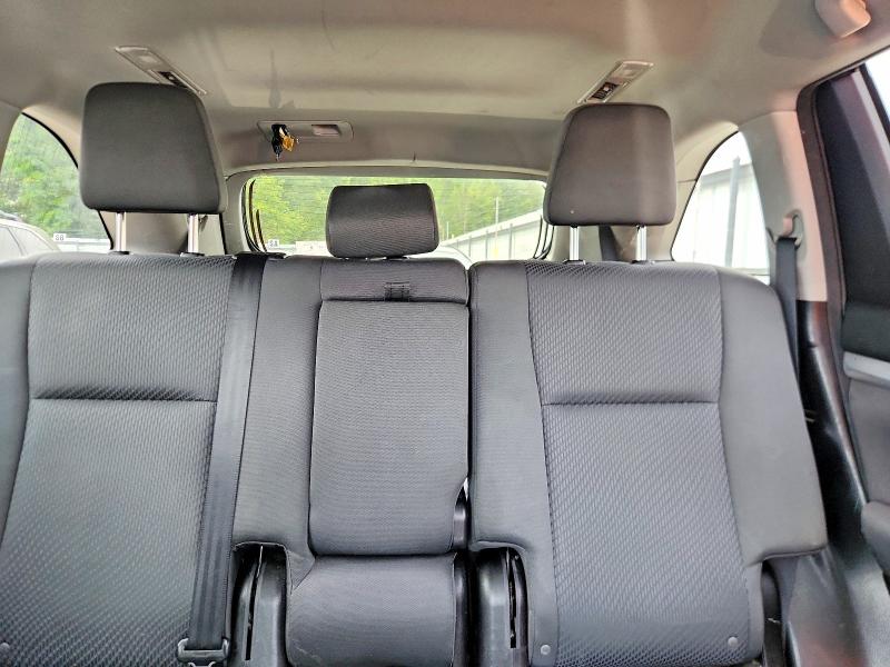 Photo 10 from auction – 2016 TOYOTA HIGHLANDER with VIN 5TDBKRFH4GS245251