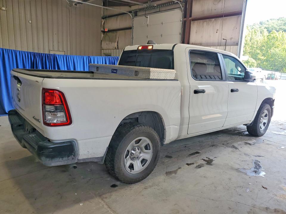 Photo 3 from auction – 2023 RAM 1500 with VIN 1C6RRFGG7PN638656