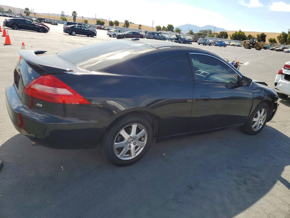 Photo 3 from auction – 2005 HONDA ACCORD with VIN 1HGCM82685A002406