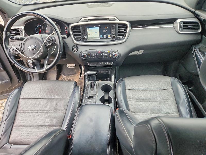 Photo 8 from auction – 2017 KIA SORENTO with VIN 5XYPKDA54HG231676