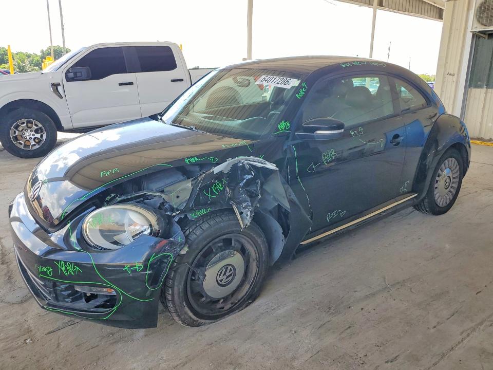 2013 VOLKSWAGEN BEETLE - Търг №64017286