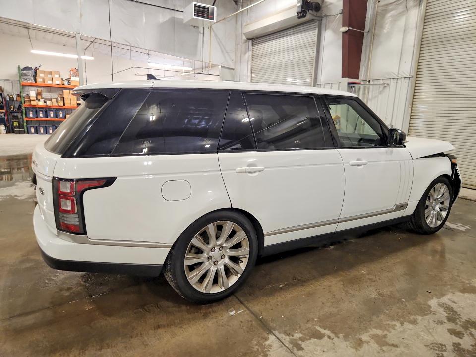 Photo 3 from auction – 2016 LAND ROVER RANGE ROVER with VIN SALGS3EF5GA302226