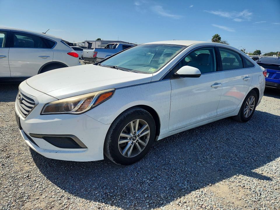 HYUNDAI SONATA 2016 with VIN 5NPE24AF9GH314754 - Photo from auction