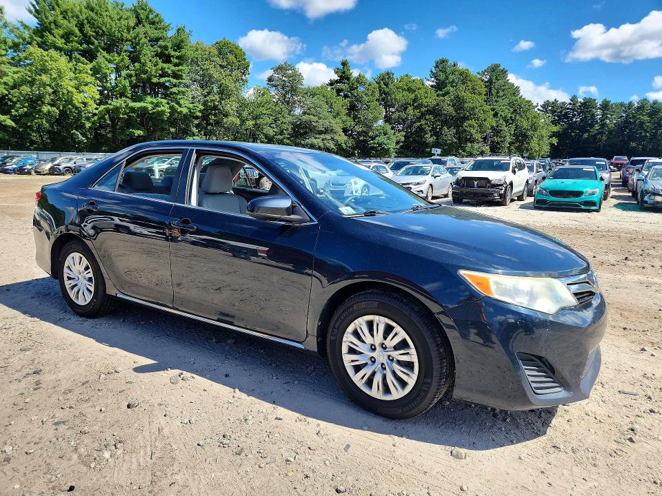 Photo 4 from auction – 2014 TOYOTA CAMRY with VIN 4T4BF1FKXER394050