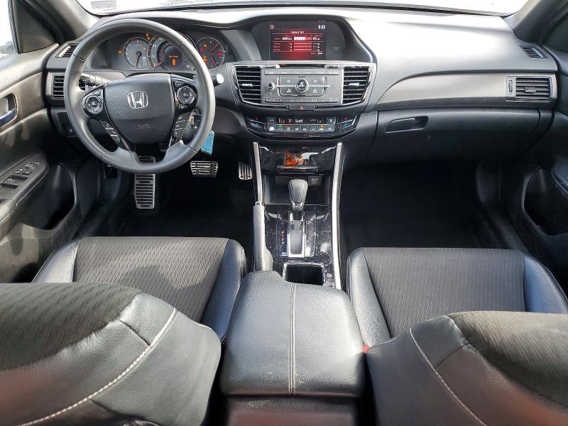 Снимка 8 от търг – 2017 HONDA ACCORD с VIN 1HGCR2F65HA010282