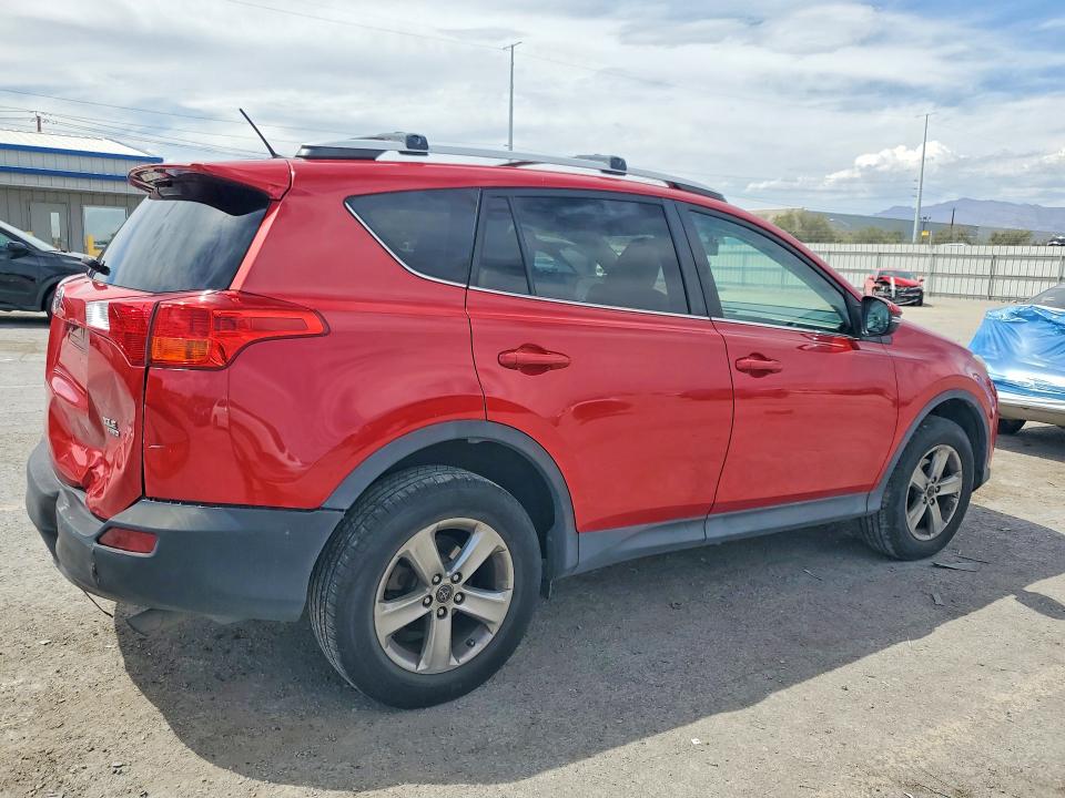 Photo 3 from auction – 2015 TOYOTA RAV4 with VIN 2T3RFREV5FW256119