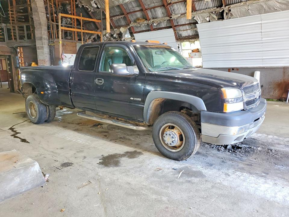 Photo 4 from auction – 2003 CHEVROLET SILVERADO with VIN 1GCJK39G83E356610