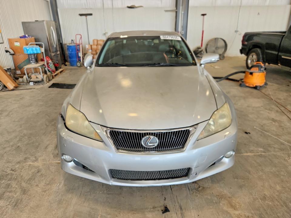 Photo 5 from auction – 2010 LEXUS IS with VIN JTHFE2C29A2500053