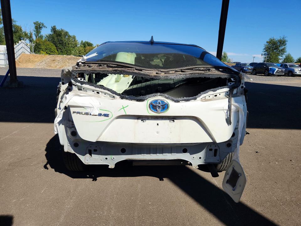 Photo 6 from auction – 2017 TOYOTA PRIUS PRIME with VIN JTDKARFPXH3001018