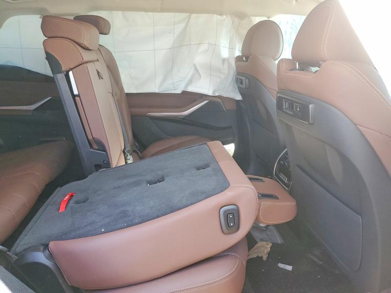 Photo 11 from auction – 2022 BMW X7 with VIN 5UXCW2C08N9N03022