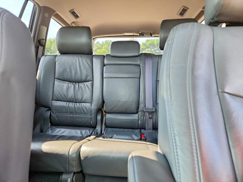 Photo 10 from auction – 2004 LEXUS GX with VIN JTJBT20X340026376