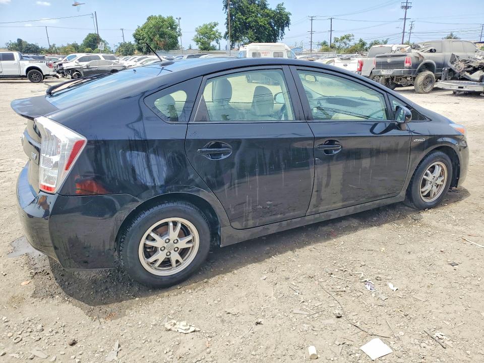 Photo 3 from auction – 2011 TOYOTA PRIUS with VIN JTDKN3DU9B1478911