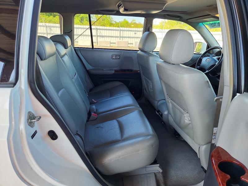 Photo 11 from auction – 2004 TOYOTA HIGHLANDER with VIN JTEEP21A240038108