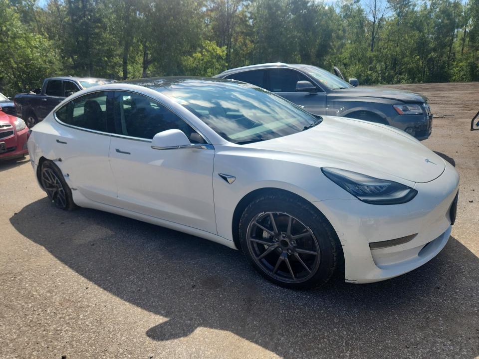 Zdjęcie 4 z aukcji – 2019 TESLA MODEL 3 z VIN 5YJ3E1EA8KF428036