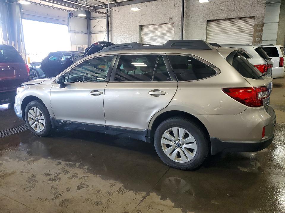 Photo 2 from auction – 2015 SUBARU OUTBACK with VIN 4S4BSBCC9F3206103