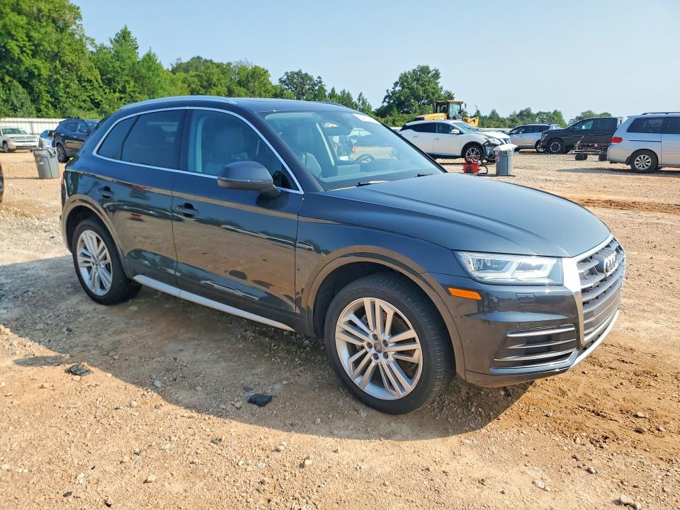 Photo 4 from auction – 2018 AUDI Q5 with VIN WA1BNAFY2J2018593